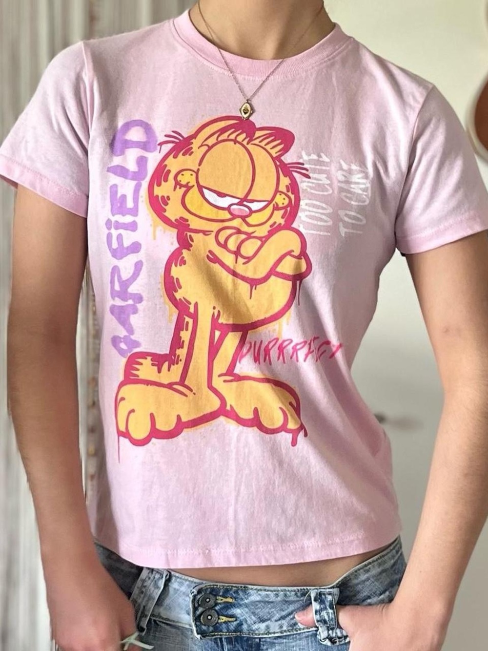 garfield graphic t-shirt